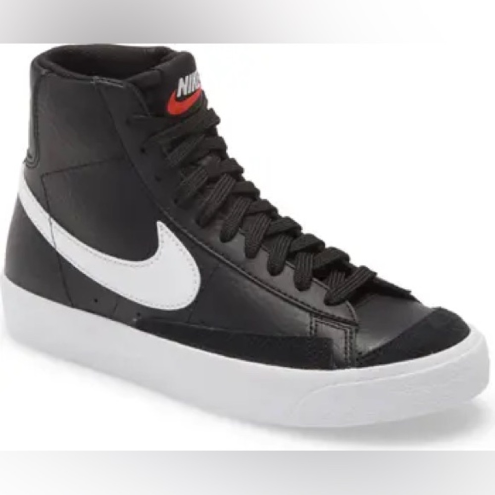 KIDS BLACK NIKE BLAZER MID ‘77